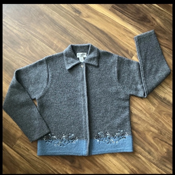 Pendleton Sweaters - Vtg PENDLETON Blue 100% Virgin Wool Cardigan Button Front Sweater Women's PL